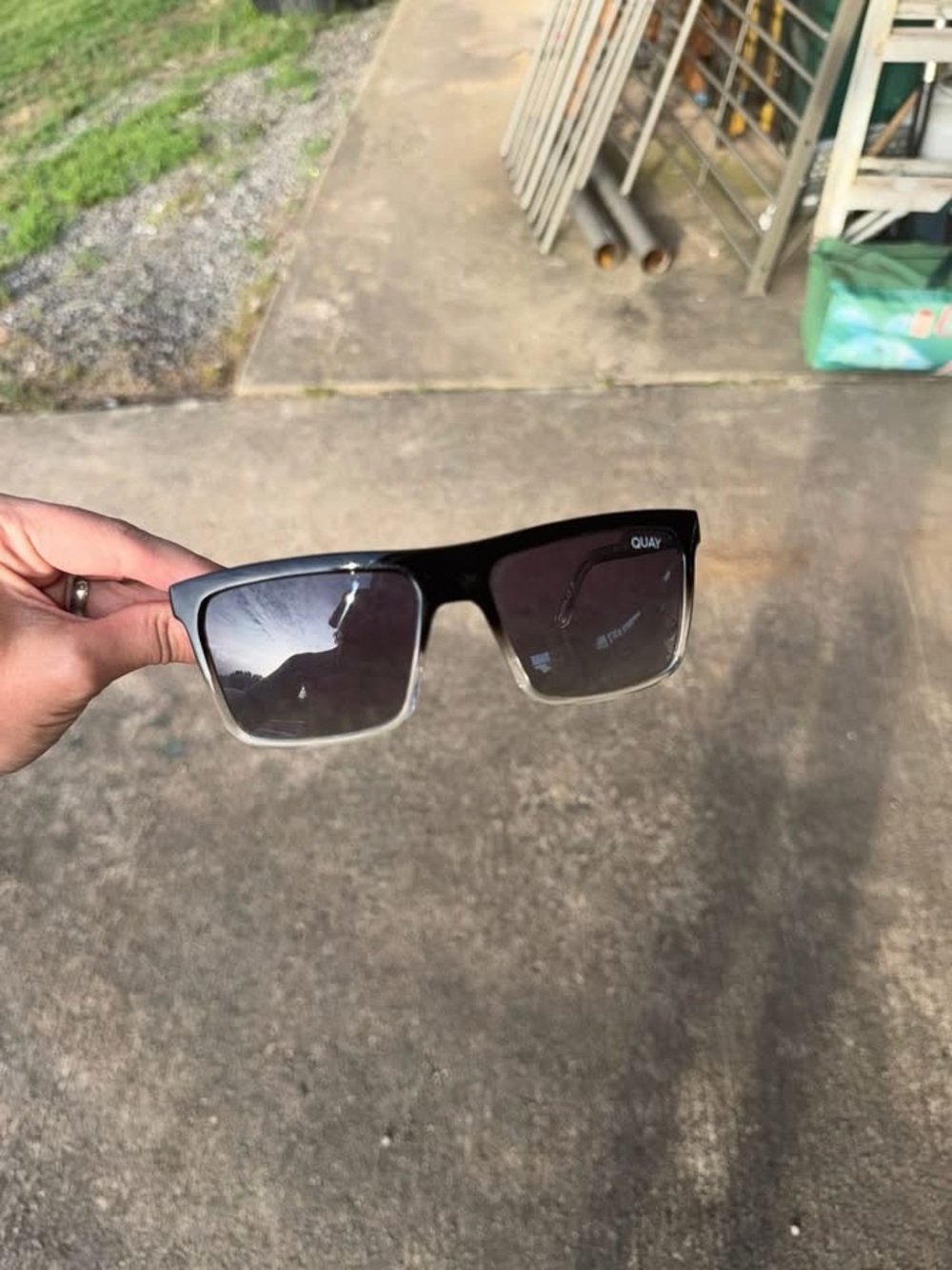 Women’s Quay Australia Square Sunglasses